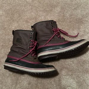 Women’s 8.5 Sorel Winter Waterproof Boot